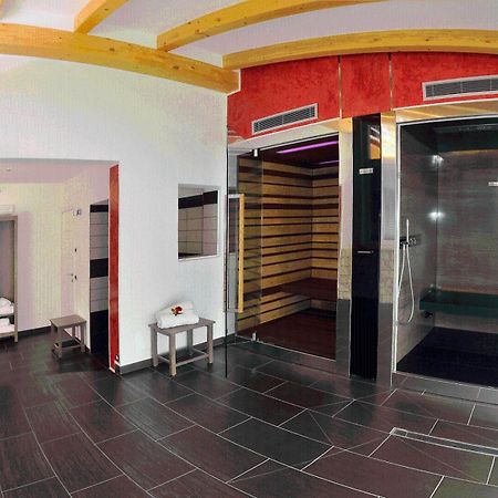 Albergo Alla Torre Caldonazzo Eksteriør billede