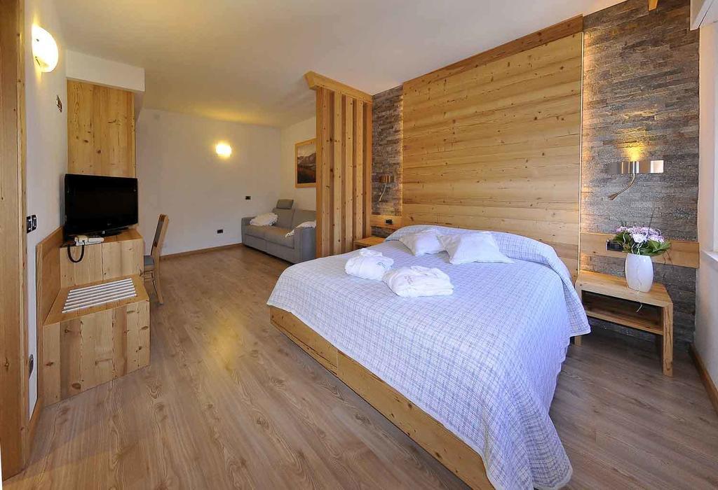 Albergo Alla Torre Caldonazzo Eksteriør billede