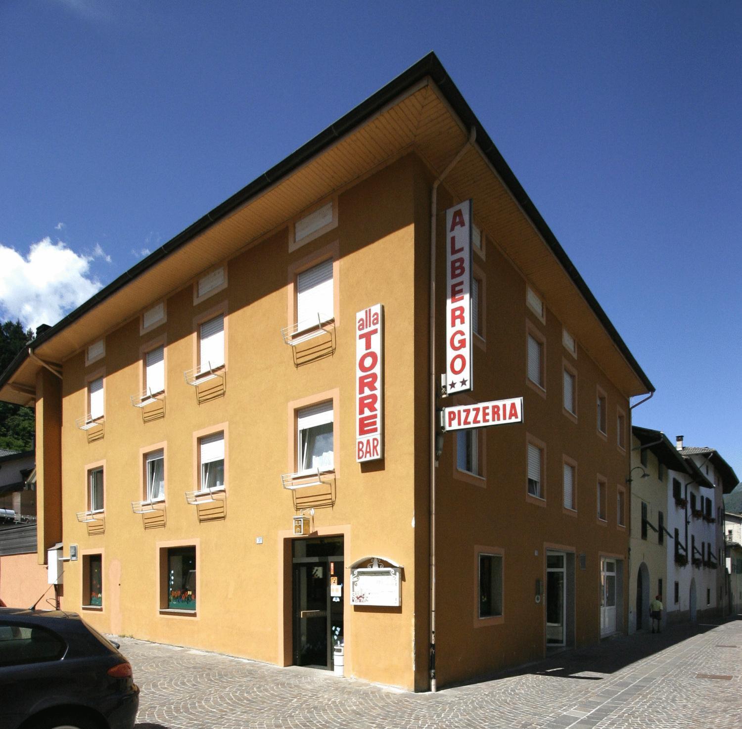 Albergo Alla Torre Caldonazzo Eksteriør billede